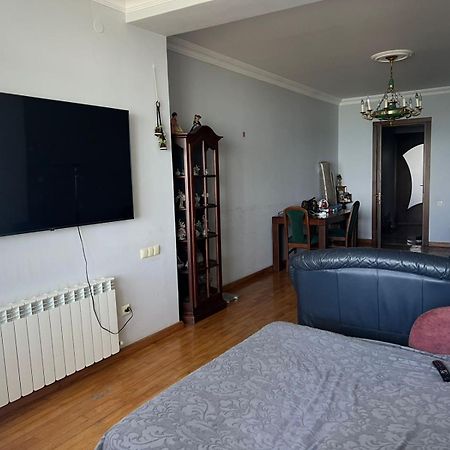 Apartment Rustaveli 57 Batumi Exterior foto