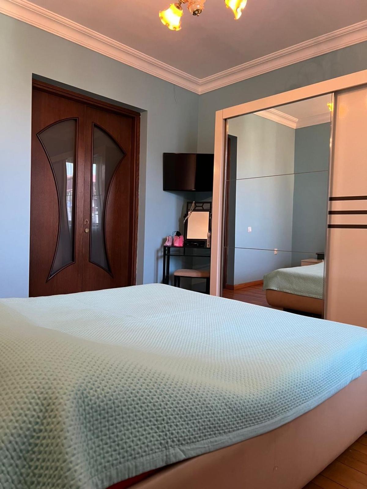 Apartment Rustaveli 57 Batumi Exterior foto