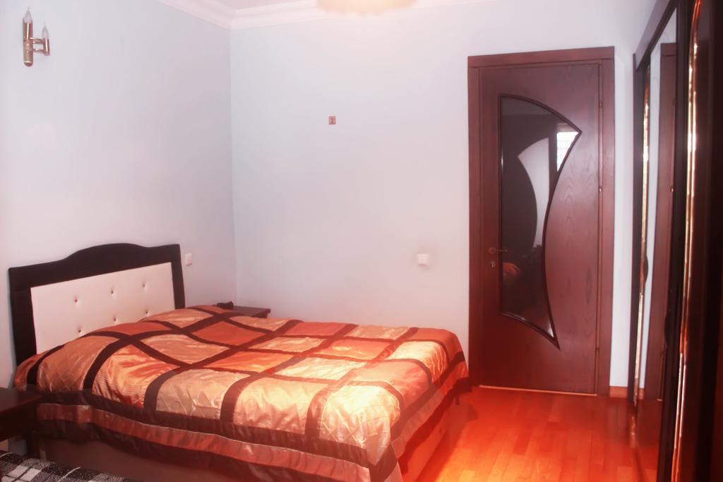 Apartment Rustaveli 57 Batumi Exterior foto